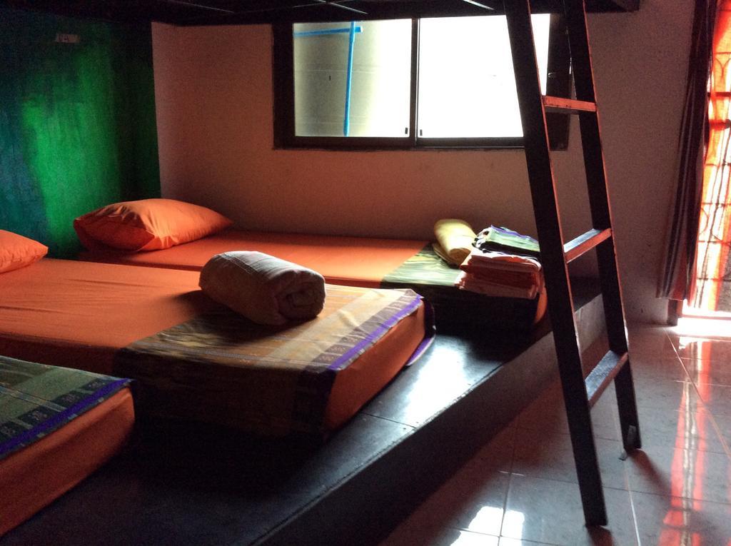 Maddy'S Hostel Ko Pha Ngan Extérieur photo