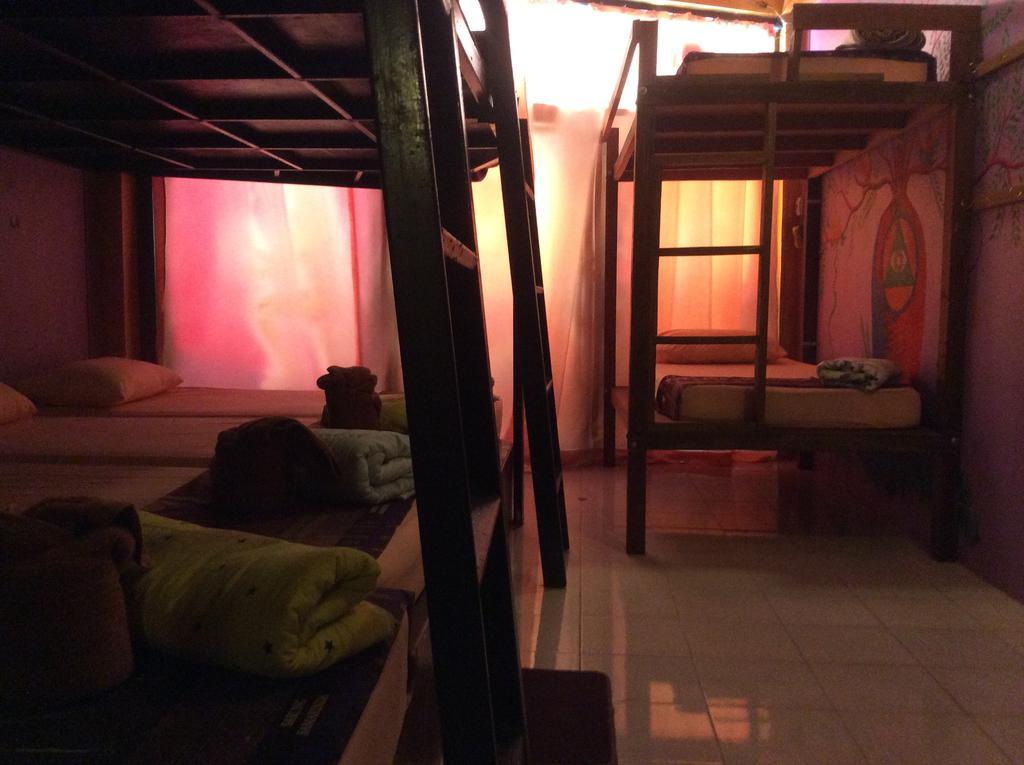 Maddy'S Hostel Ko Pha Ngan Extérieur photo